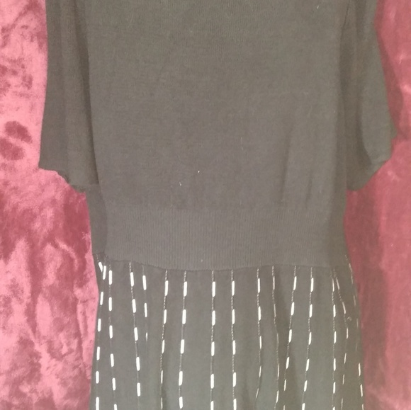 Black and white dress by Taylor - Picture 3 of 7